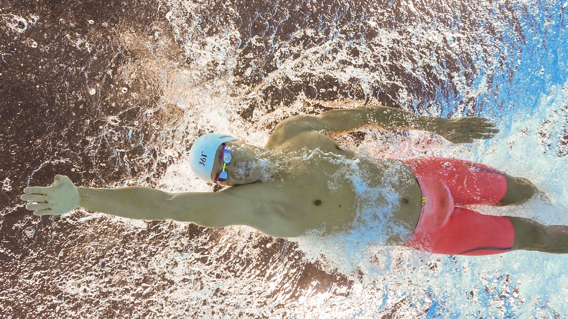 《2025年全球电竞直播用户突破10亿，行业迎来黄金发展期》，中国电竞直播发展现状